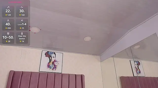 Snapshot of AriannaAdames chatting on June 18, 12:09 pm AriannaAdames online show from June 18, 12:09 pm