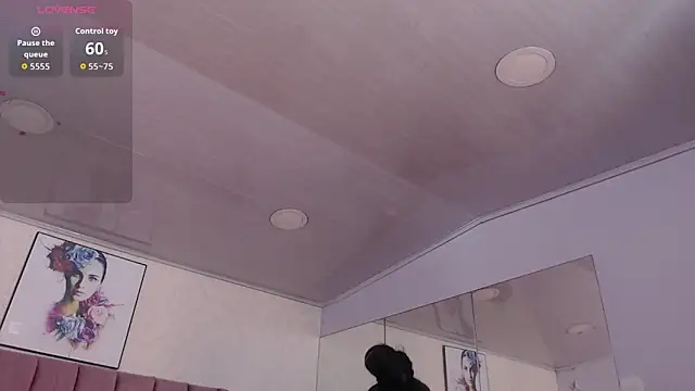 Snapshot of AriannaAdames chatting on June 21, 12:52 pm AriannaAdames online show from June 21, 12:52 pm