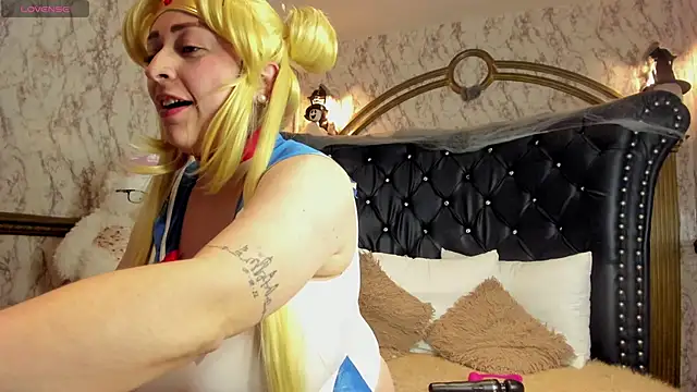 irenne wilsonn online show from October 31, 1:34 pm