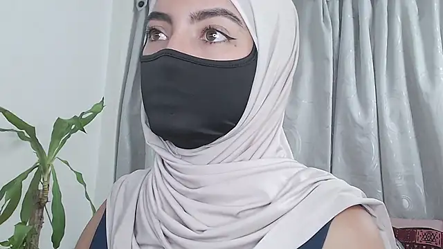 jade nassar online show from February 10, 9:41 pm