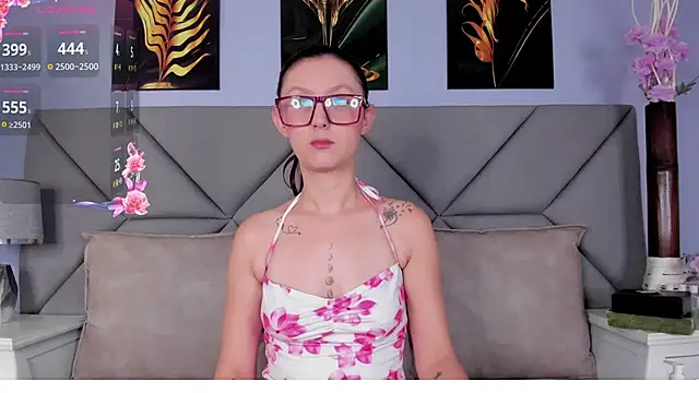 Snapshot of samara_goals chatting on September 24, 11:46 am samara goals online show from September 24, 11:46 am