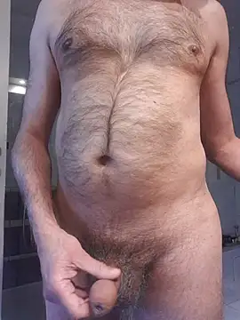 Snapshot of romeobravohotel chatting on February 12, 8:20 am romeobravohotel online show from February 12, 8:20 am