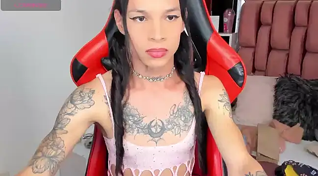 Snapshot of sara_slut21 chatting on March 7, 9:06 pm sara slut21 online show from March 7, 9:06 pm