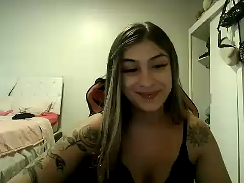 Becca B online show from February 10, 9:52 pm