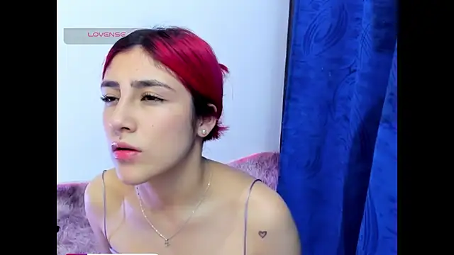 adahraa younng online show from October 1, 10:16 pm