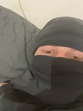 andre1z1nh0 online show from February 28, 11:06 pm