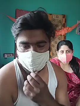 Snapshot of indiancouple659 chatting on March 2, 6:14 am indiancouple659 online show from March 2, 6:14 am