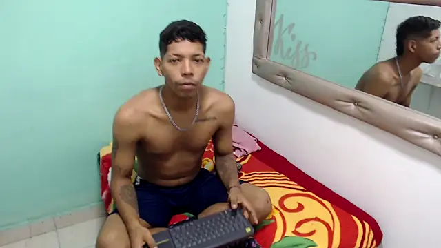 kloe matias online show from September 14, 1:49 am