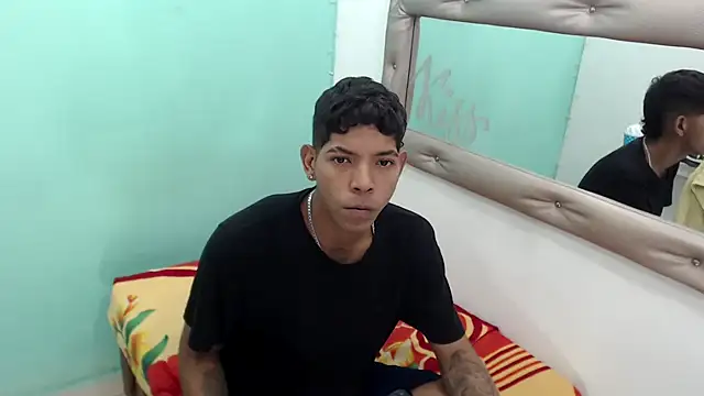 kloe matias online show from September 25, 1:53 am
