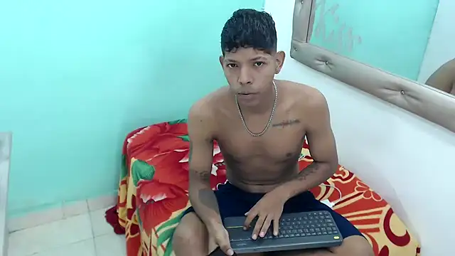 kloe matias online show from October 3, 1:19 pm