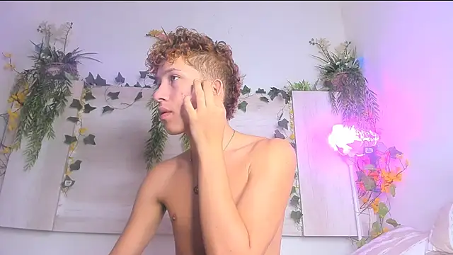 Angel superhuge online show from November 18, 8:24 pm