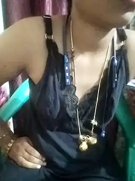 Snapshot of Varsha21 chatting on February 20, 1:33 pm Varsha21 online show from February 20, 1:33 pm