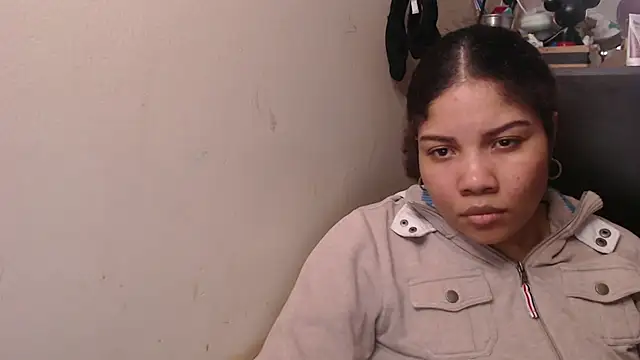 madelene online show from November 7, 11:38 pm