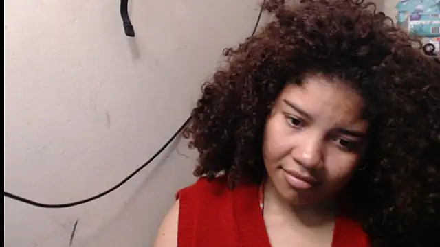 madelene online show from April 7, 12:11 am