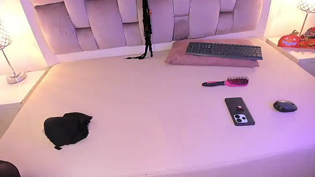 Snapshot of Dannika07 chatting on October 30, 3:08 am Dannika07 online show from October 30, 3:08 am