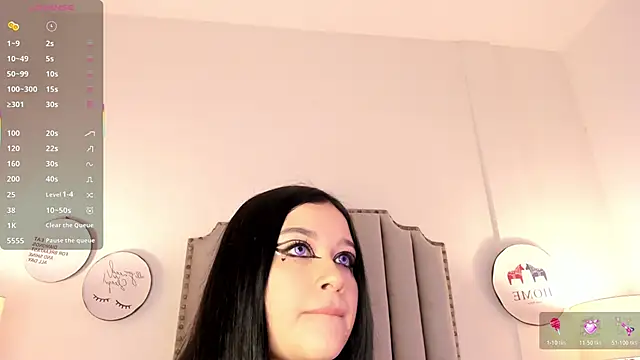 Snapshot of Dannika07 chatting on December 15, 4:28 am Dannika07 online show from December 15, 4:28 am