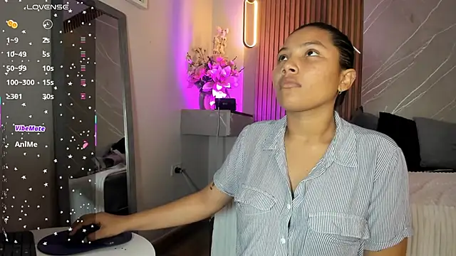 emma  rose1 online show from October 12, 2:10 am