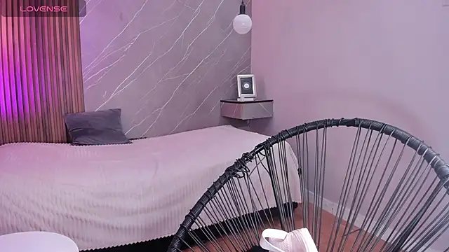 emma  rose1 online show from November 16, 2:28 am