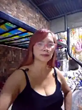 SexyHottMom online show from March 22, 10:29 am