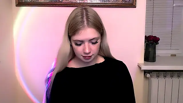 AliceHotty  online show from November 8, 11:10 am