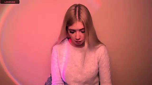 AliceHotty  online show from November 10, 7:51 am