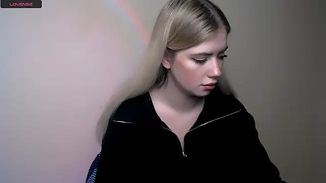 AliceHotty  online show from December 2, 2:23 pm