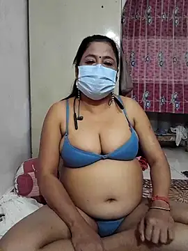 Snapshot of mature_mimi chatting on November 20, 6:40 pm mature mimi online show from November 20, 6:40 pm