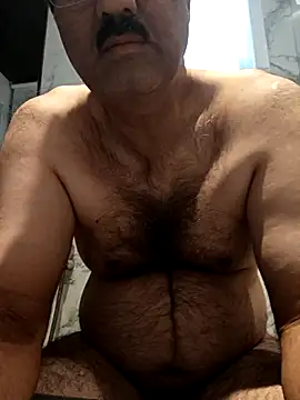 moonflower25 online show from December 5, 2:31 am