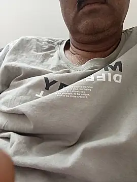 moonflower25 online show from March 15, 3:45 am