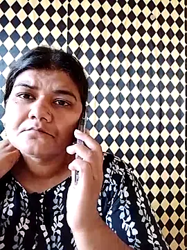 Meenu tiwari online show from September 30, 7:57 am