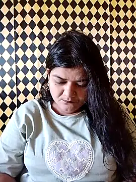 Meenu tiwari online show from October 1, 10:10 am