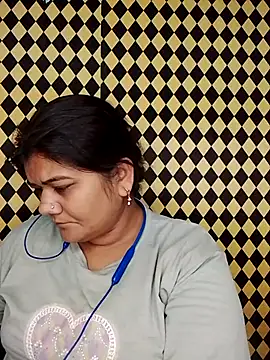 Meenu tiwari online show from October 3, 9:34 pm