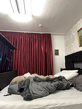 Snapshot of Emilia_Mausi chatting on February 3, 7:19 pm Emilia Mausi online show from February 3, 7:19 pm