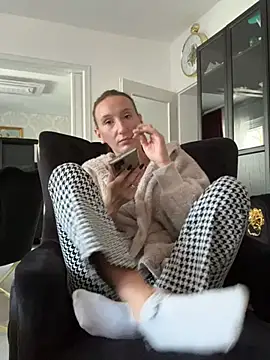 Snapshot of Emilia_Mausi chatting on March 2, 10:44 am Emilia Mausi online show from March 2, 10:44 am