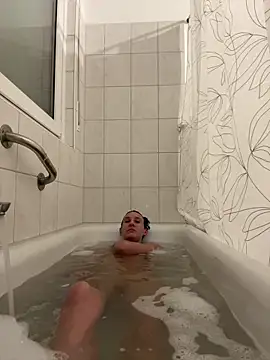 Emilia Mausi online show from March 8, 8:12 pm