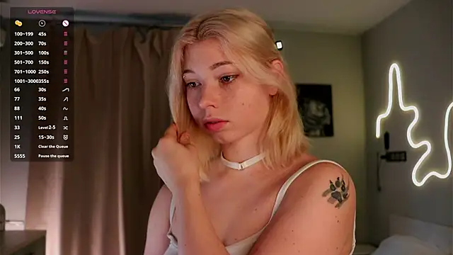 SibleyDurborow online show from September 18, 4:14 am