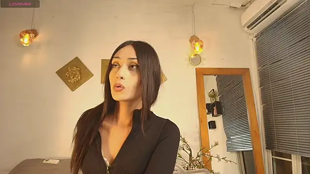 Snapshot of Aleexiiaa chatting on July 15, 4:29 am Aleexiiaa online show from July 15, 4:29 am