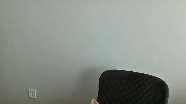 gglingeriee online show from February 23, 9:06 am