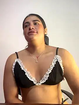 alice shyness online show from November 9, 4:33 am