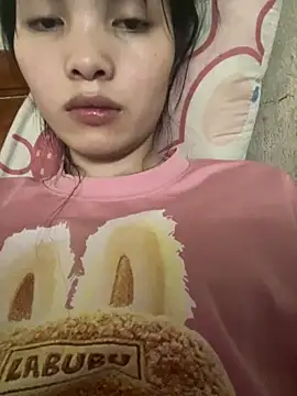 Snapshot of Obkhen chatting on April 12, 5:18 pm Obkhen online show from April 12, 5:18 pm