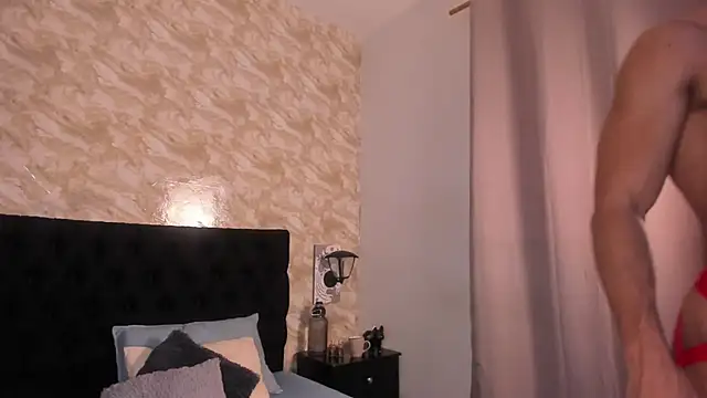 Snapshot of Lucio__Fox chatting on October 28, 11:58 am Lucio Fox online show from October 28, 11:58 am