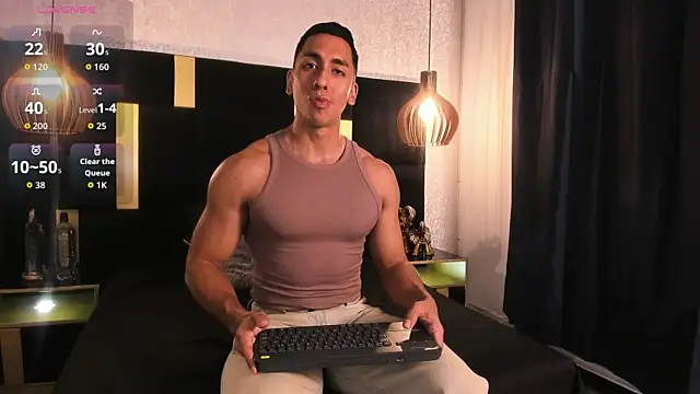 Lucio  Fox online show from May 28, 12:13 pm
