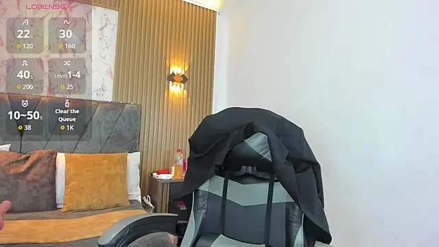 Picsis  online show from November 19, 9:48 pm