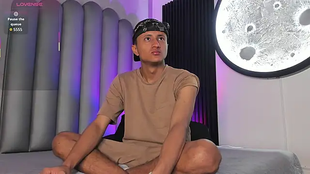  Leohot  online show from November 22, 3:49 am