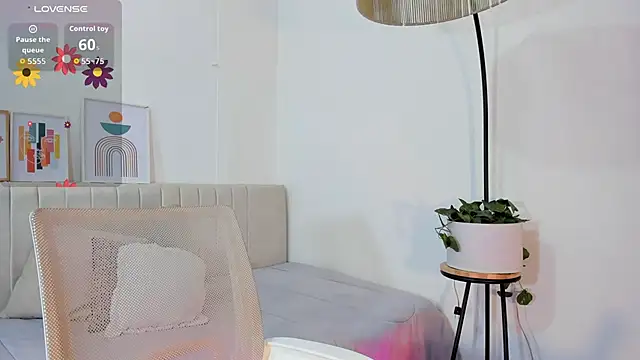  shaiira online show from December 18, 1:06 pm