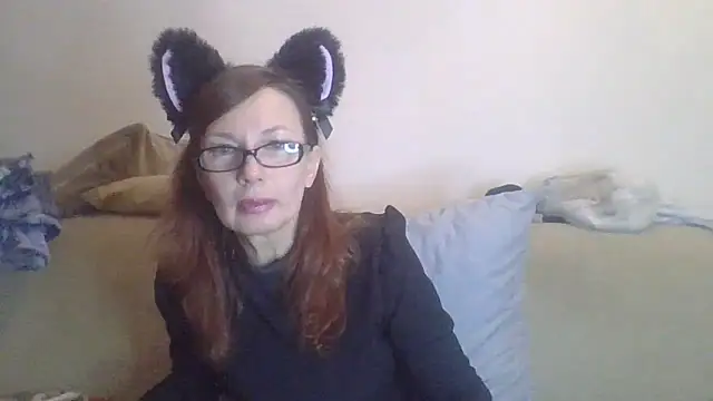 Snapshot of Sweetmurrr chatting on October 31, 2:23 am Sweetmurrr online show from October 31, 2:23 am
