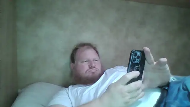 Snapshot of fisherman1015 chatting on November 17, 7:30 pm fisherman1015 online show from November 17, 7:30 pm