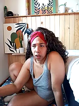 Snapshot of IVONNE_COLLINS33 chatting on October 28, 3:04 pm IVONNE COLLINS33 online show from October 28, 3:04 pm