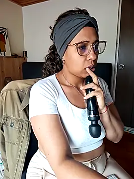 Snapshot of IVONNE_COLLINS33 chatting on November 26, 4:30 pm IVONNE COLLINS33 online show from November 26, 4:30 pm