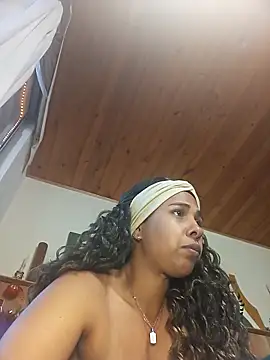 IVONNE COLLINS33 online show from December 20, 10:39 pm